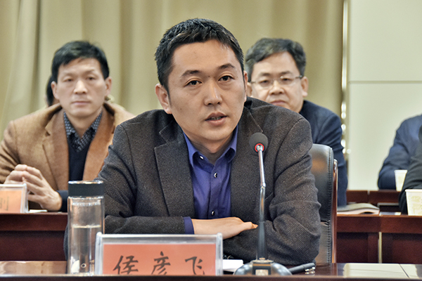 河南欧美同学会秘书处处长侯彦飞讲话